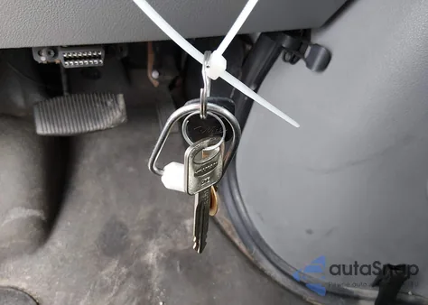 2012 Ford E-150 Xl z USA, uszkodzony, nr VIN 1FMNE1BL5CDB13942